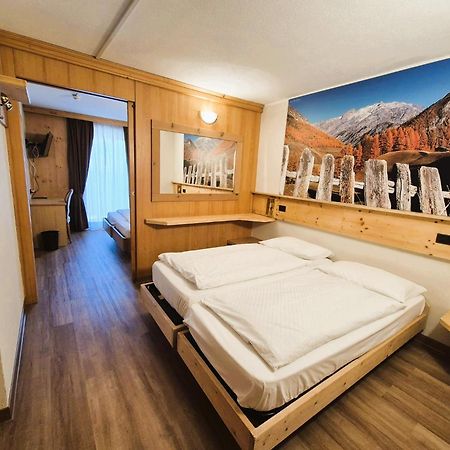 Hotel Angelica 리비뇨 외부 사진