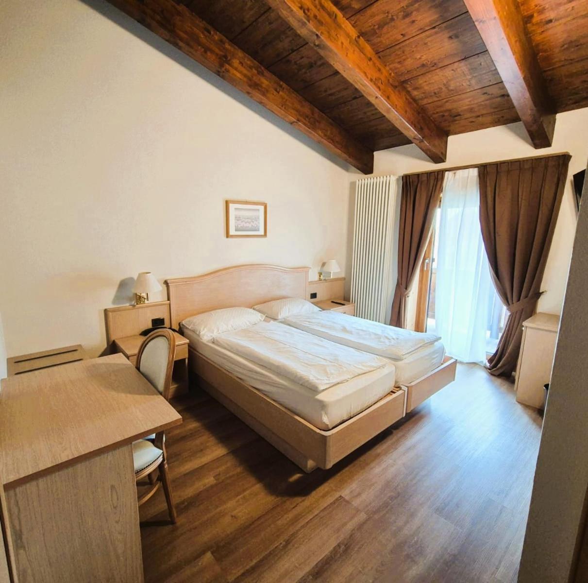 Hotel Angelica 리비뇨 외부 사진