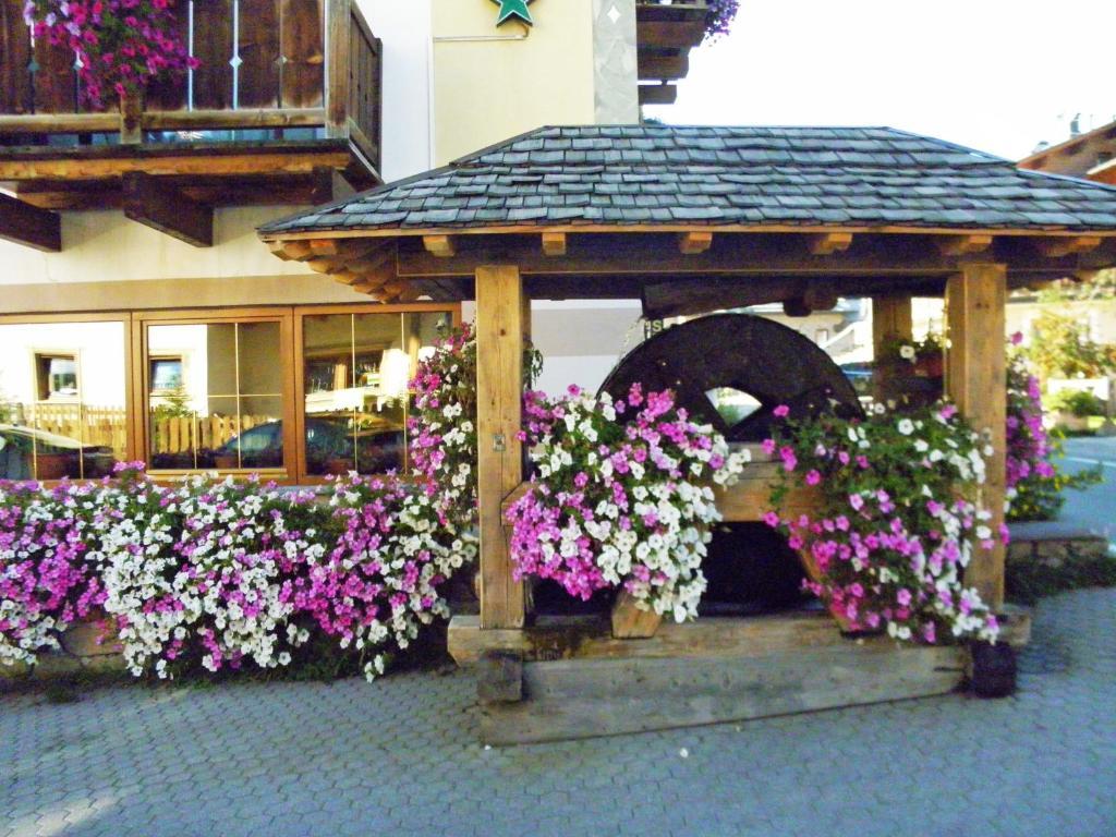 Hotel Angelica 리비뇨 외부 사진