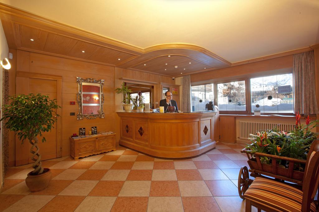 Hotel Angelica 리비뇨 외부 사진